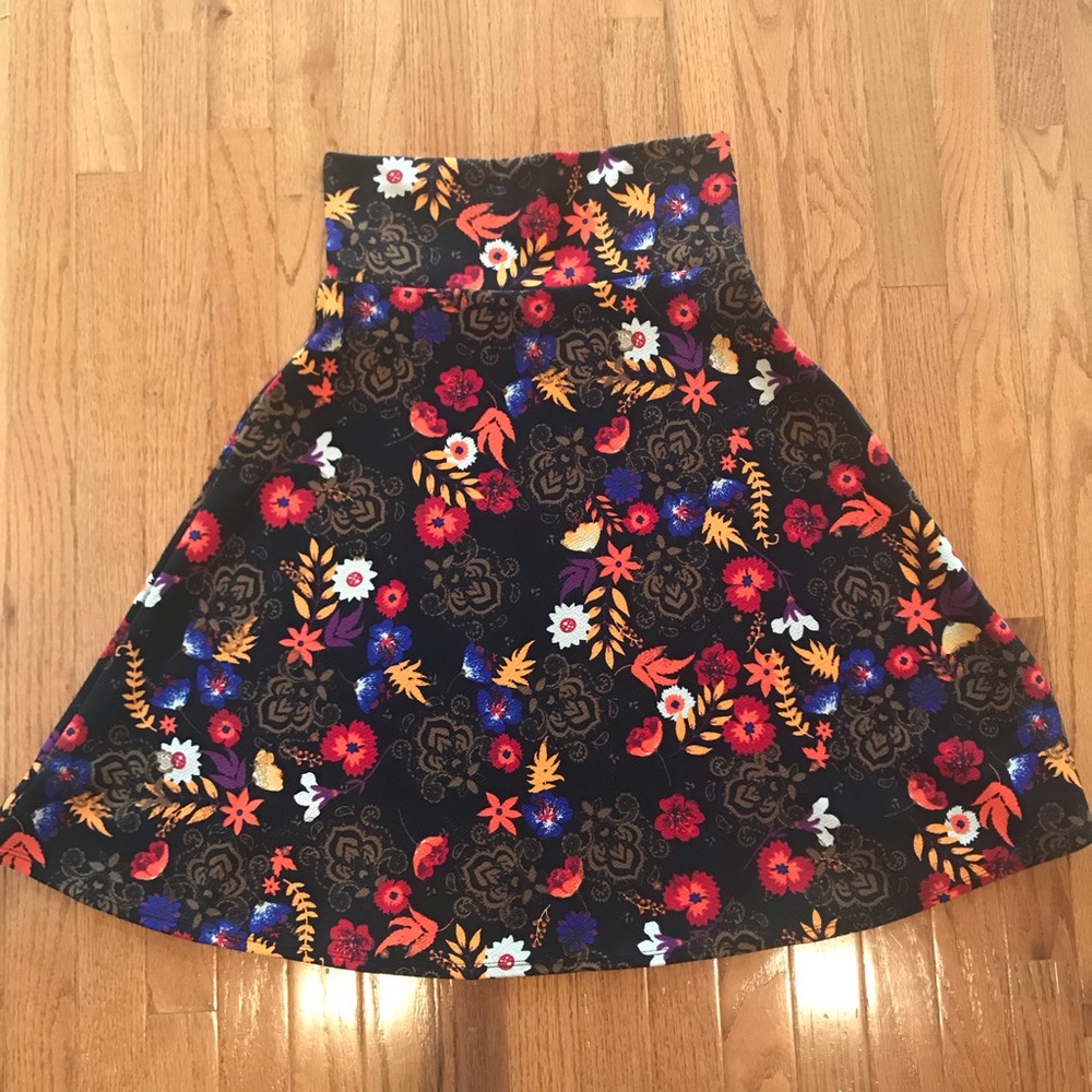 Stretchy LuLaRoe Azure Skirt